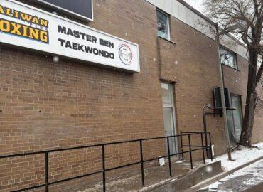 Students training at Master Ben TKD Toronto